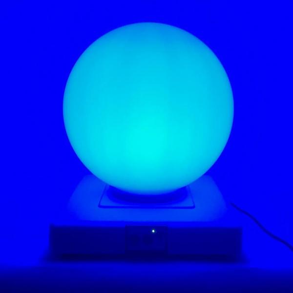 Nenko Interactive - LED Lichtkugel (freistehend)